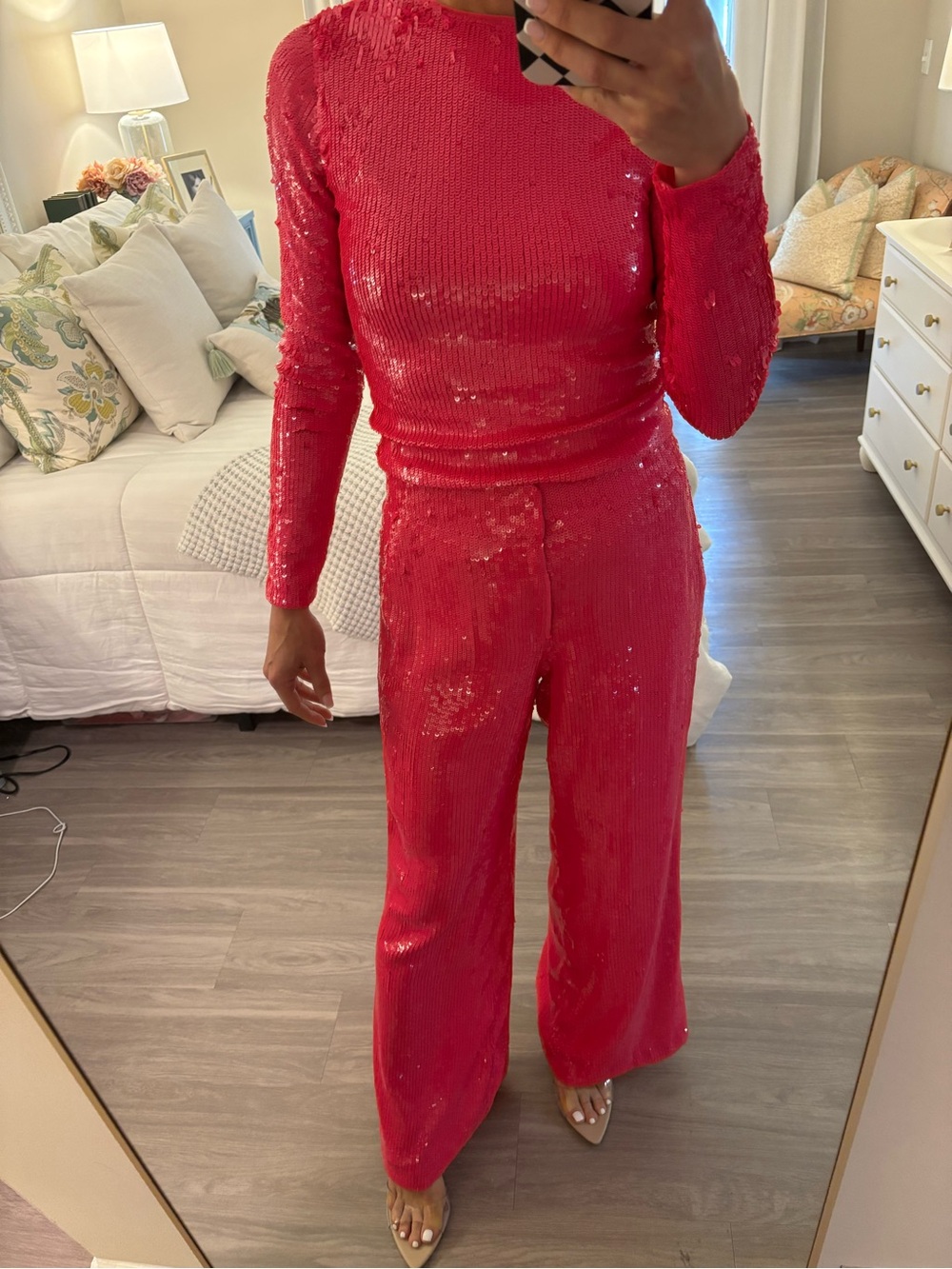 ✨ Alice + Olivia Dylan Sequin Pant & Delaina Sequin Top Set — Wild Pink ✨ - Picture 3 of 11